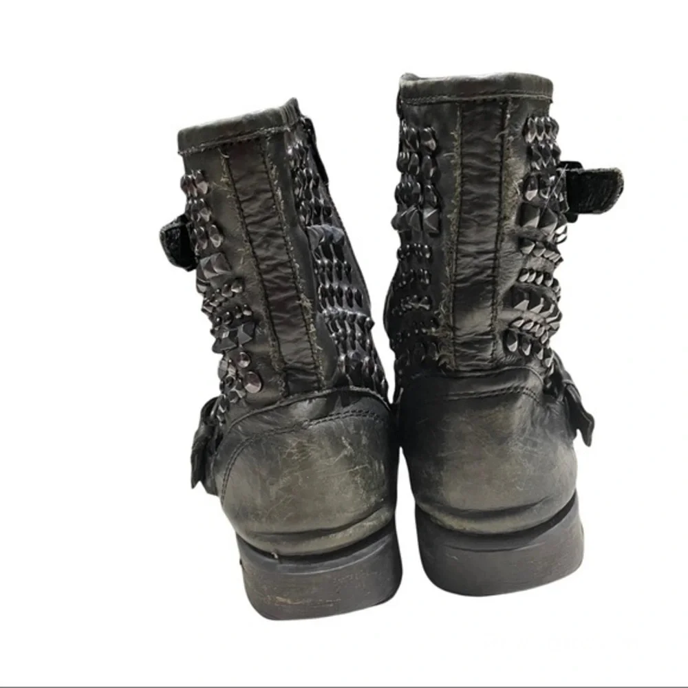 Steve Madden Leather Distressed Rugged Studded Buckle Moto Boots Size 8 - Picture 4 of 8